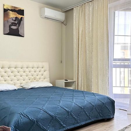 1 Комнатная Драмтеатр 1Bedroom Apartment Öskemen Bagian luar foto