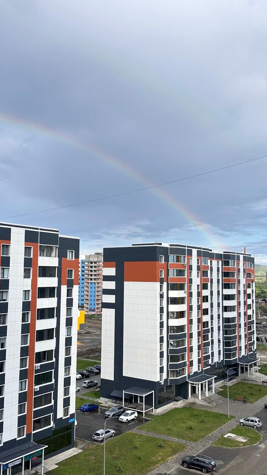 1 Комнатная Драмтеатр 1Bedroom Apartment Öskemen Bagian luar foto